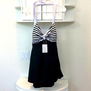 🕶 NWT Cocoship Retro Skirtini Swimsuit 🕶 Size 10